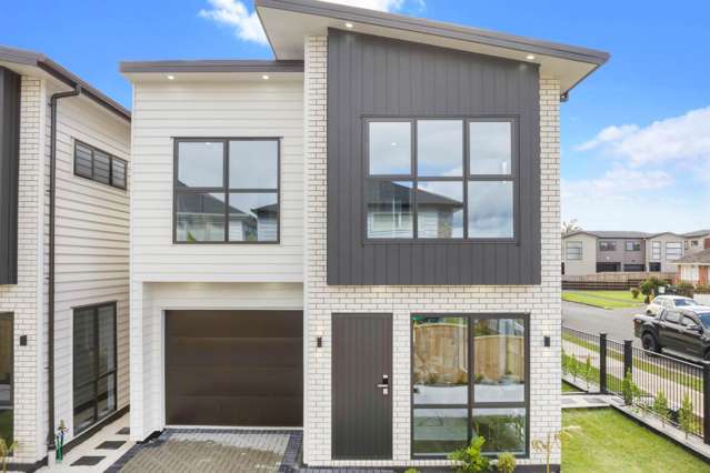 Brand New, 4-Bedroom Home in Central Papatoetoe