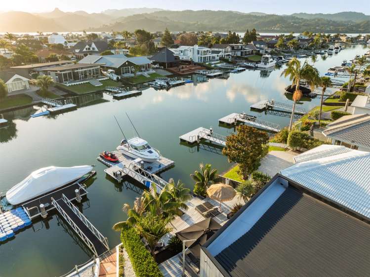 511 Waterways Parade Pauanui_24