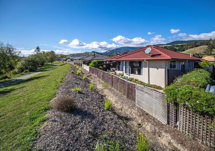 86b Kingsford Drive Stoke_1