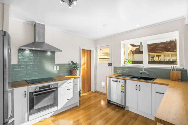 29 Beach Road North New Brighton_7