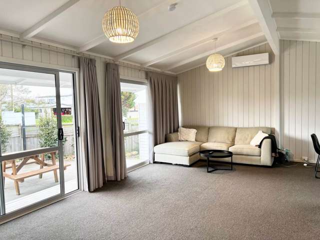 98 Torkar Road Clarks Beach_1