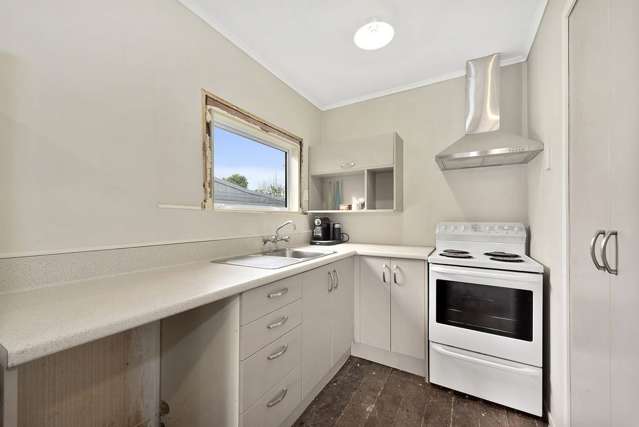 86 Cook Street Hamilton East_2