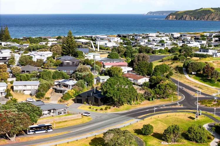 2 Pioneer Crescent Omaha_32