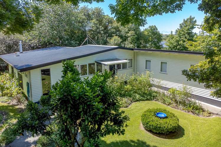 15 and 17B Keir Crescent Lansdowne_24