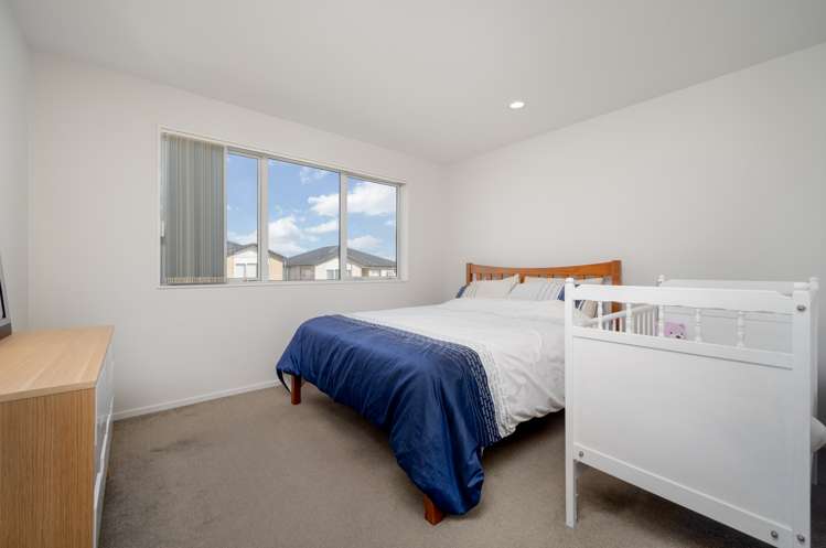 12 Calcite Avenue Flat Bush_10