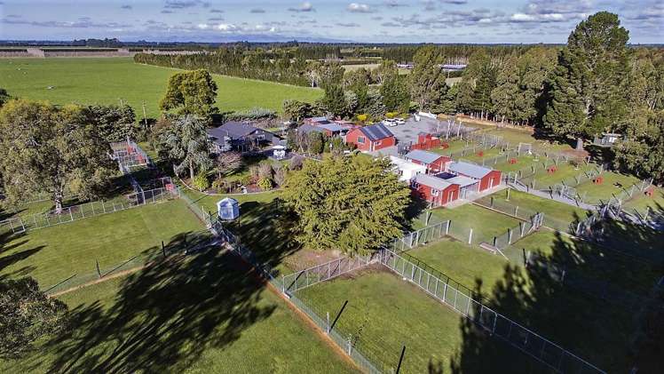 2228 South Eyre Road West Eyreton_1