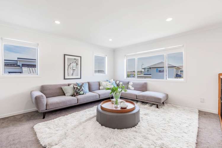 99 Medallion Drive Oteha_25