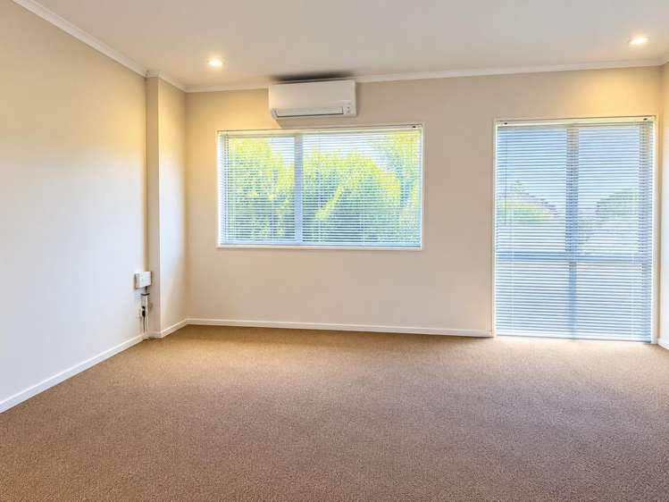 20 Carlas Way Ranui_1