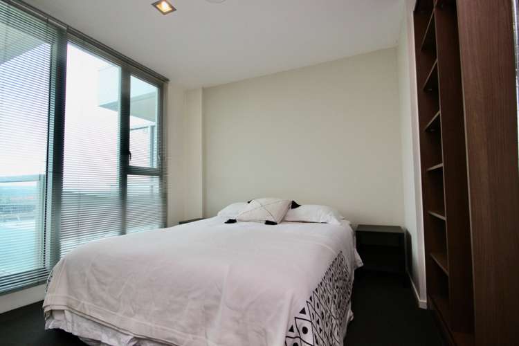 702/85 Beach Road Auckland Central_8