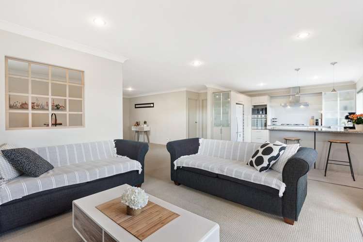 11 Amaretto Avenue Flat Bush_5