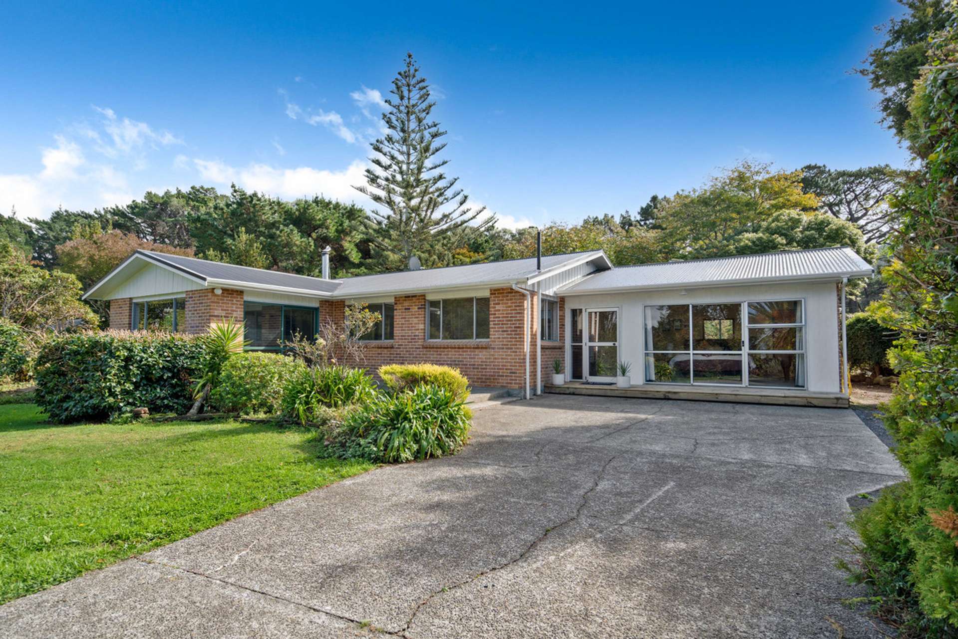 620 Western Lake Road Featherston_0