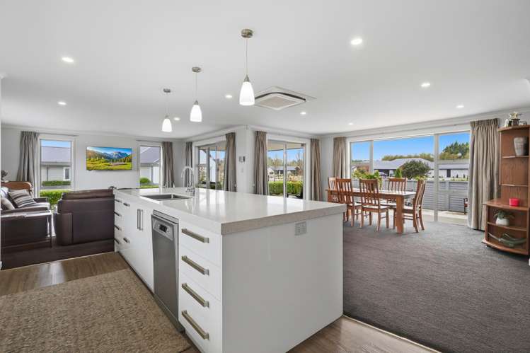 16 Inverurie Drive Waihopai_16