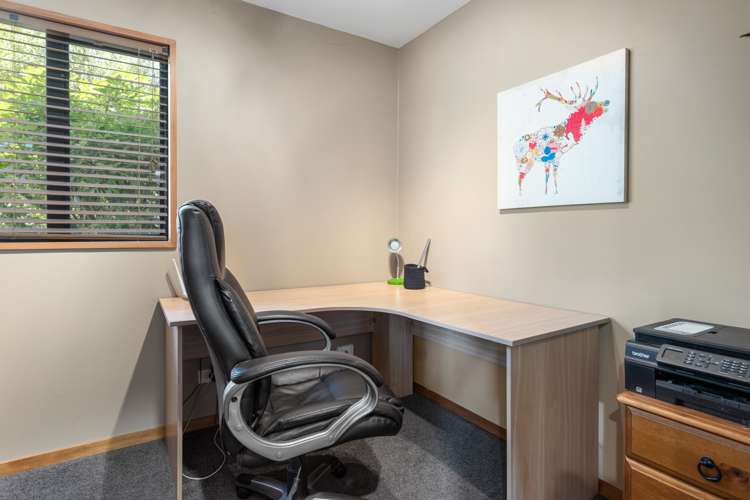 2 Lachie Griffen Rise Governors Bay_22