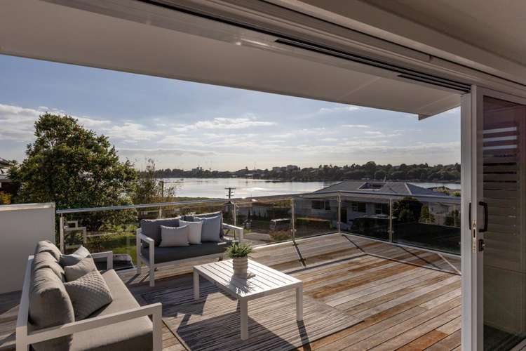 30 Churchill Road Judea_17