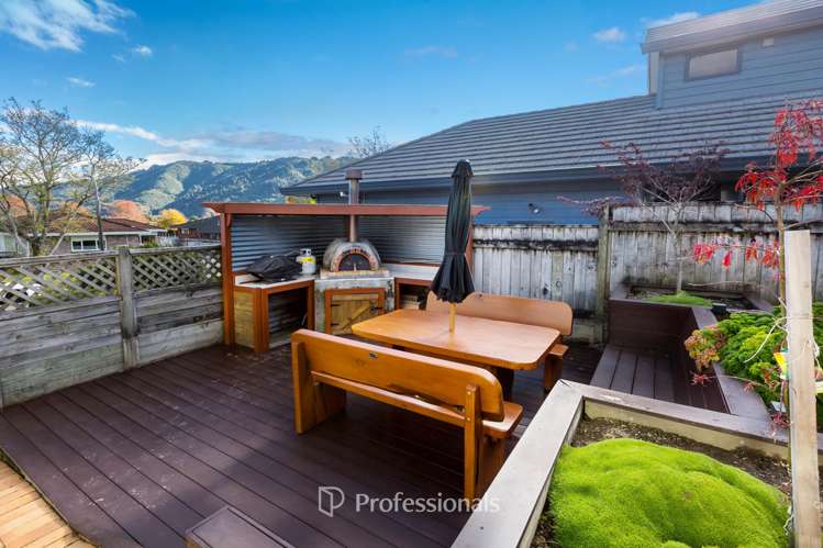 18 Clearwater Terrace Brown Owl_15