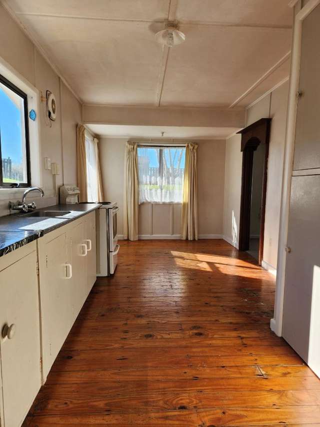 18 Esk Crescent Tokoroa_2