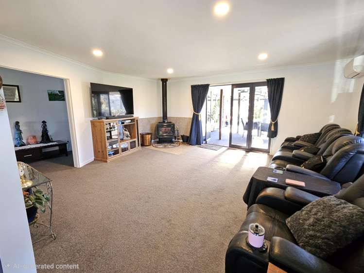 17 Gold Nugget Road_4