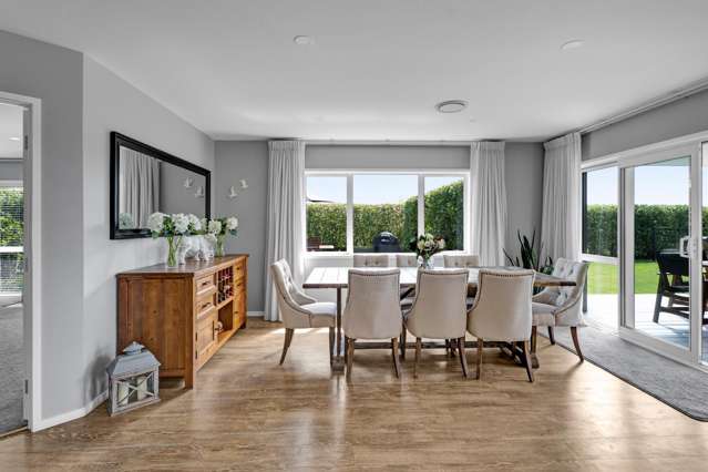 1371 Egmont Road Egmont Village_4