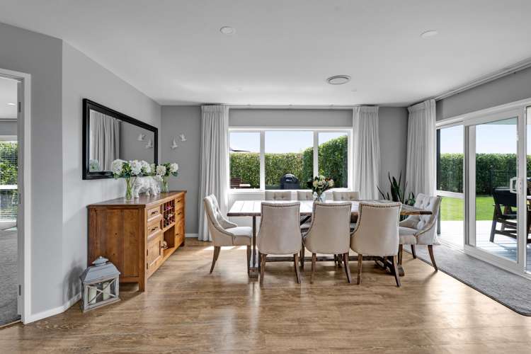 1371 Egmont Road Egmont Village_4