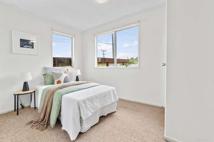 77 Glenvar Road Torbay_11