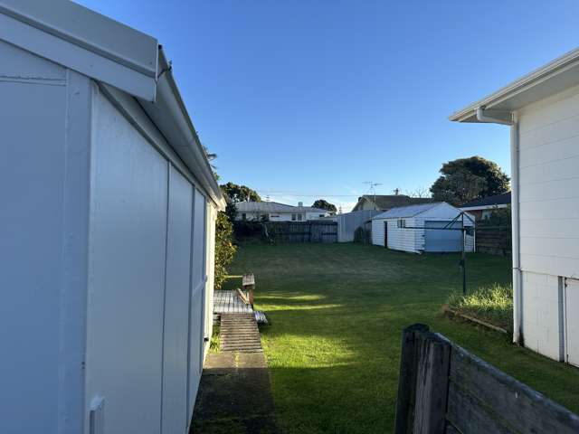 6 Lodge Ave Mount Maunganui_2