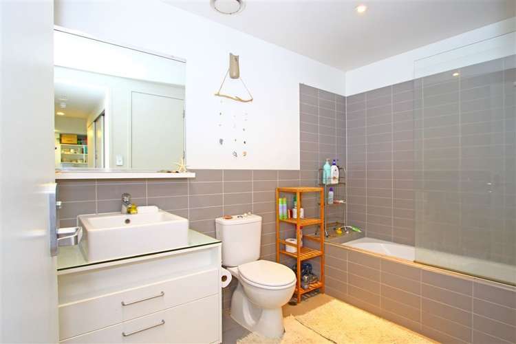 1405/30 Beach Road Auckland Central_14