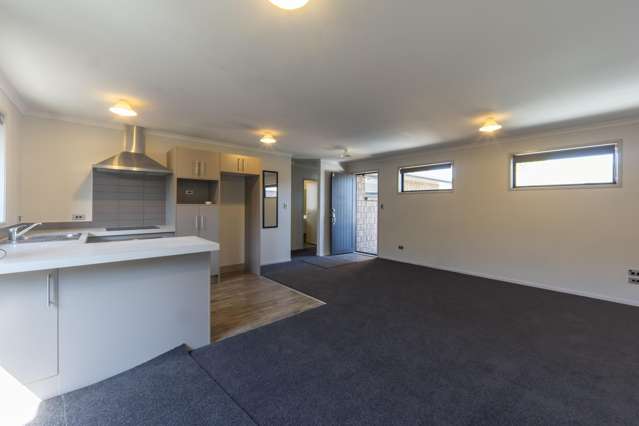 5/102 Old Farm Road Hamilton East_3