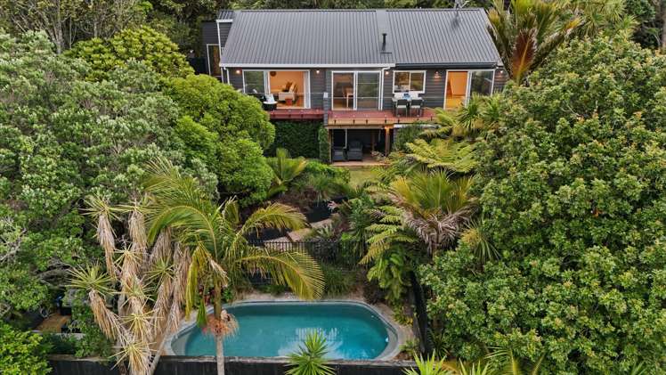 34 Montclair Rise Browns Bay_26