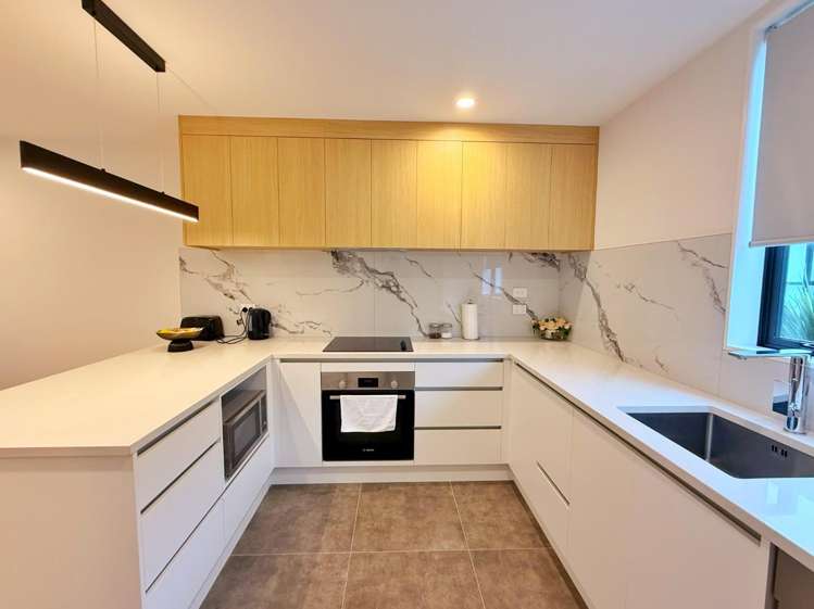 8/32A Westgate Drive 2362_3