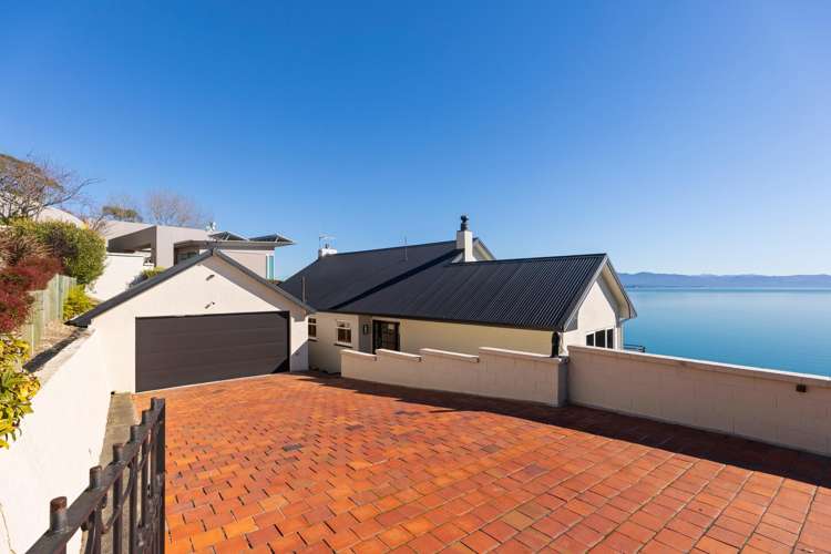 128 Princes Drive Britannia Heights_27