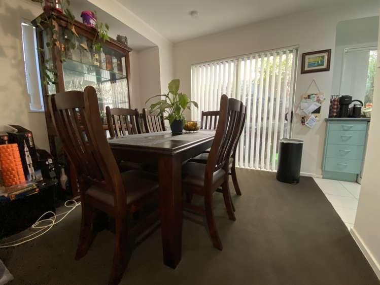 2/43 Fruitvale Road New Lynn_3