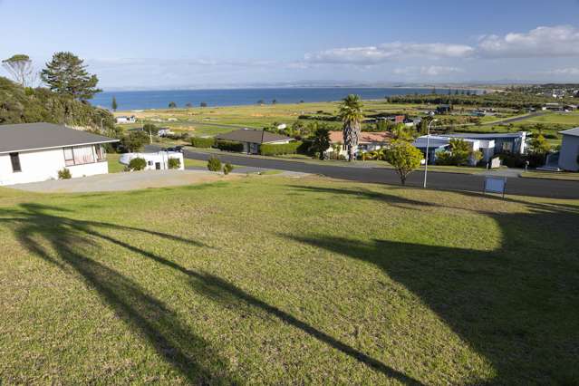 Sea Views and Close to Beach