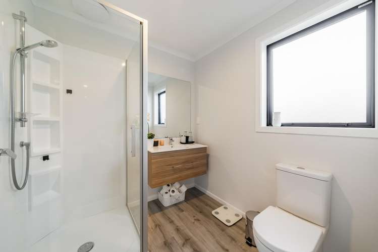 1 Taraiti Crescent Porirua_13