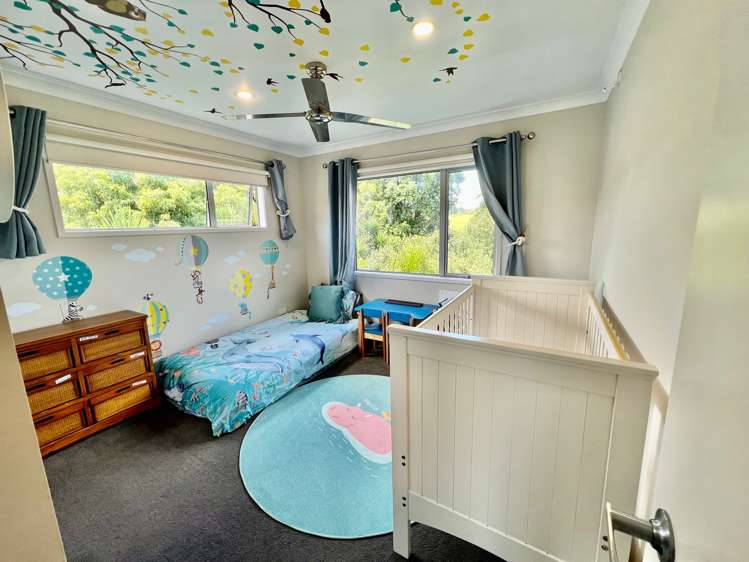 2b Puka Place Raglan_8