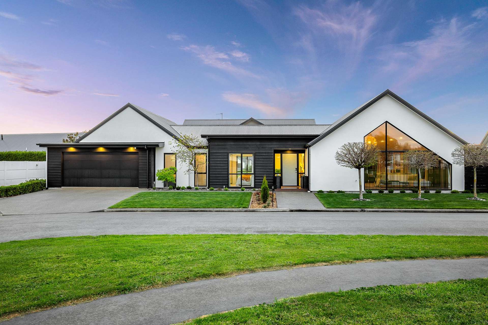 6 Waitikiri Square Parklands_0