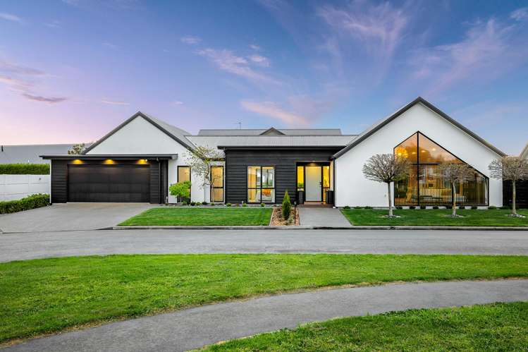 6 Waitikiri Square_0