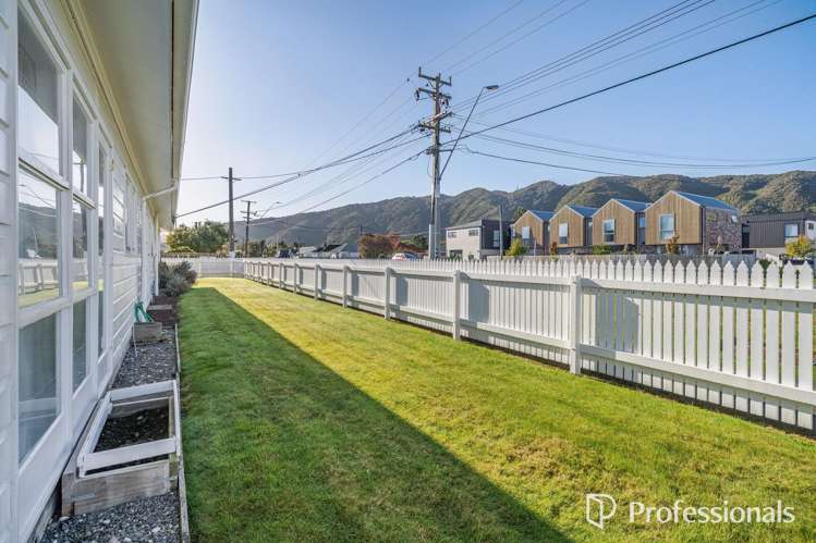 3/1079 High Street Taita_23