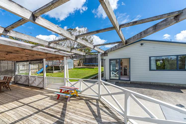 50 Athena Drive Totara Vale_13