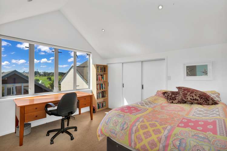 6 Lister Street Point Chevalier_21