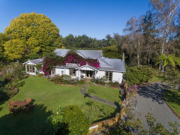 42 Riverbank Road Okoia_14