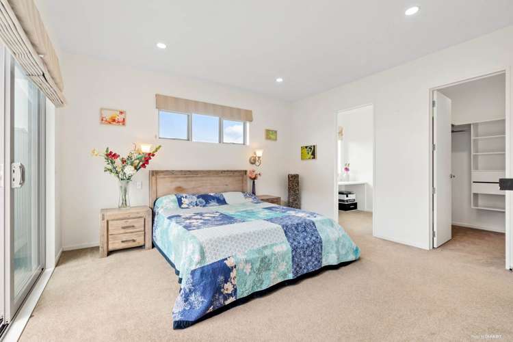 9 Ian Gordon Lane Orewa_11