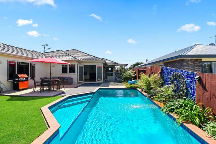 37 Church Road Pukete_17