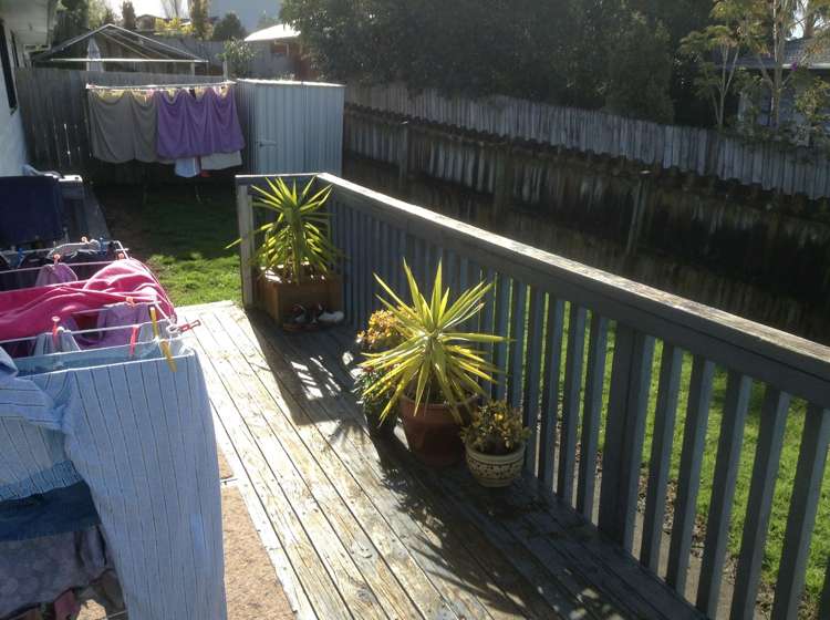 9 Lowburn Place Clover Park_8