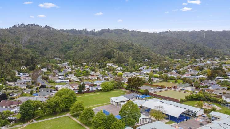 61 Glen Road Stokes Valley_27