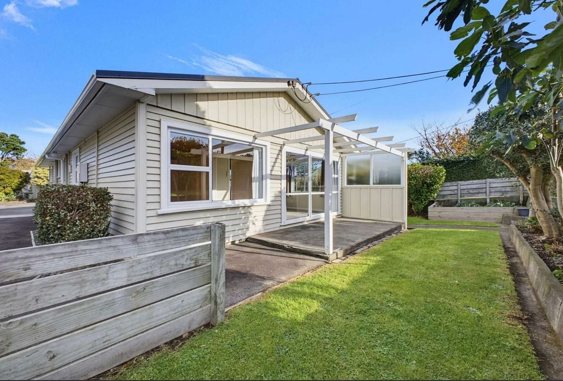 69 Ngamotu Road Spotswood_0