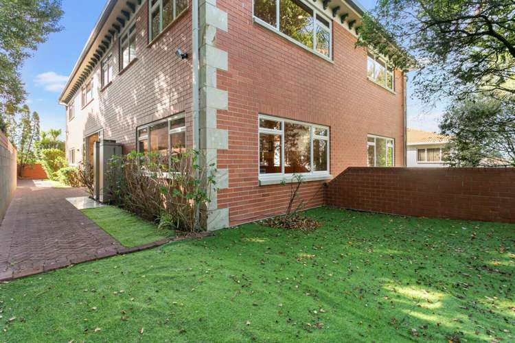 198 Grand Drive Remuera_30