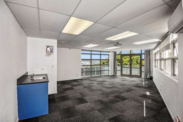 Unit 2/6 Rosedale Road Windsor Park_1
