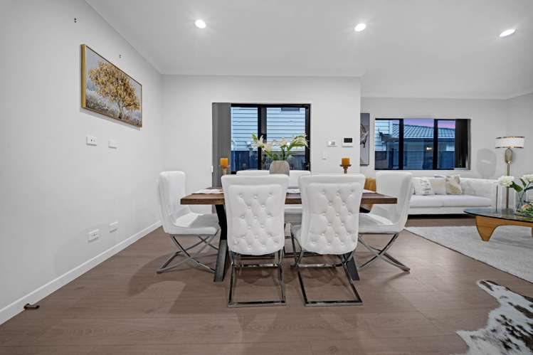 19 Dungloe Avenue Flat Bush_11