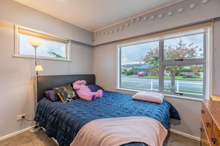 4 Upham Crescent Taradale_11