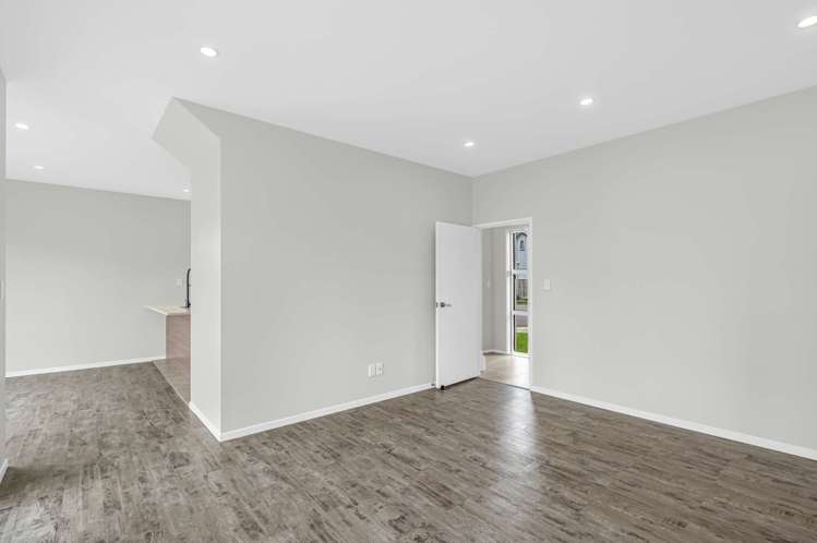 2 Saddleback Crescent Papakura_9